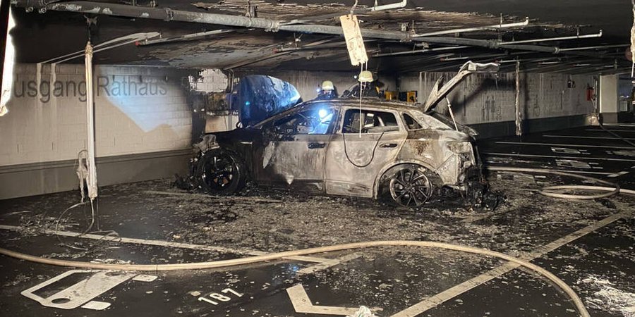 E-SUV VW ID.4 in Tiefgarage ausgebrannt: 370.000€ Schaden